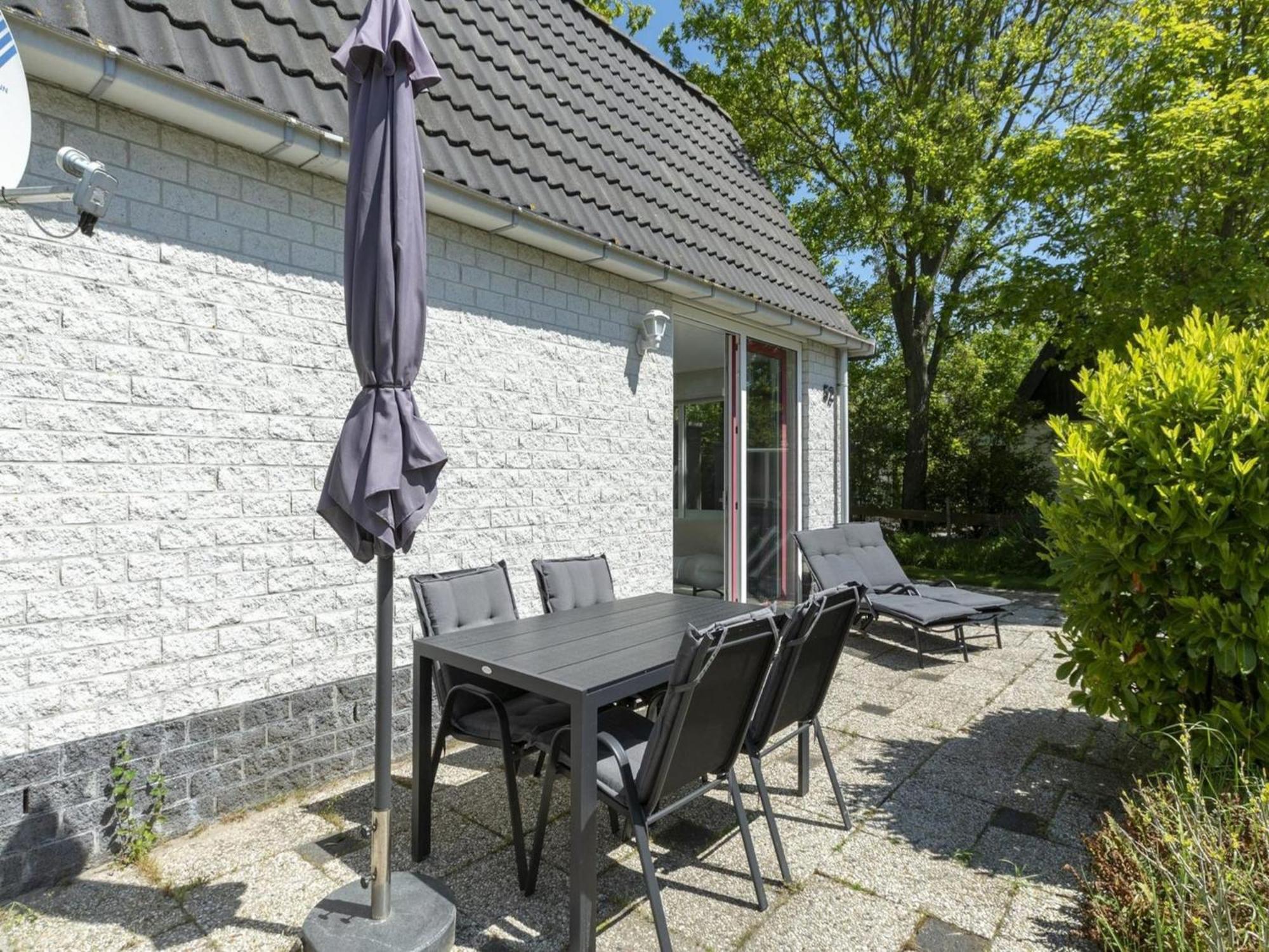 Holiday Home With Pool By The Sea Sint Maartensvlotbrug 外观 照片