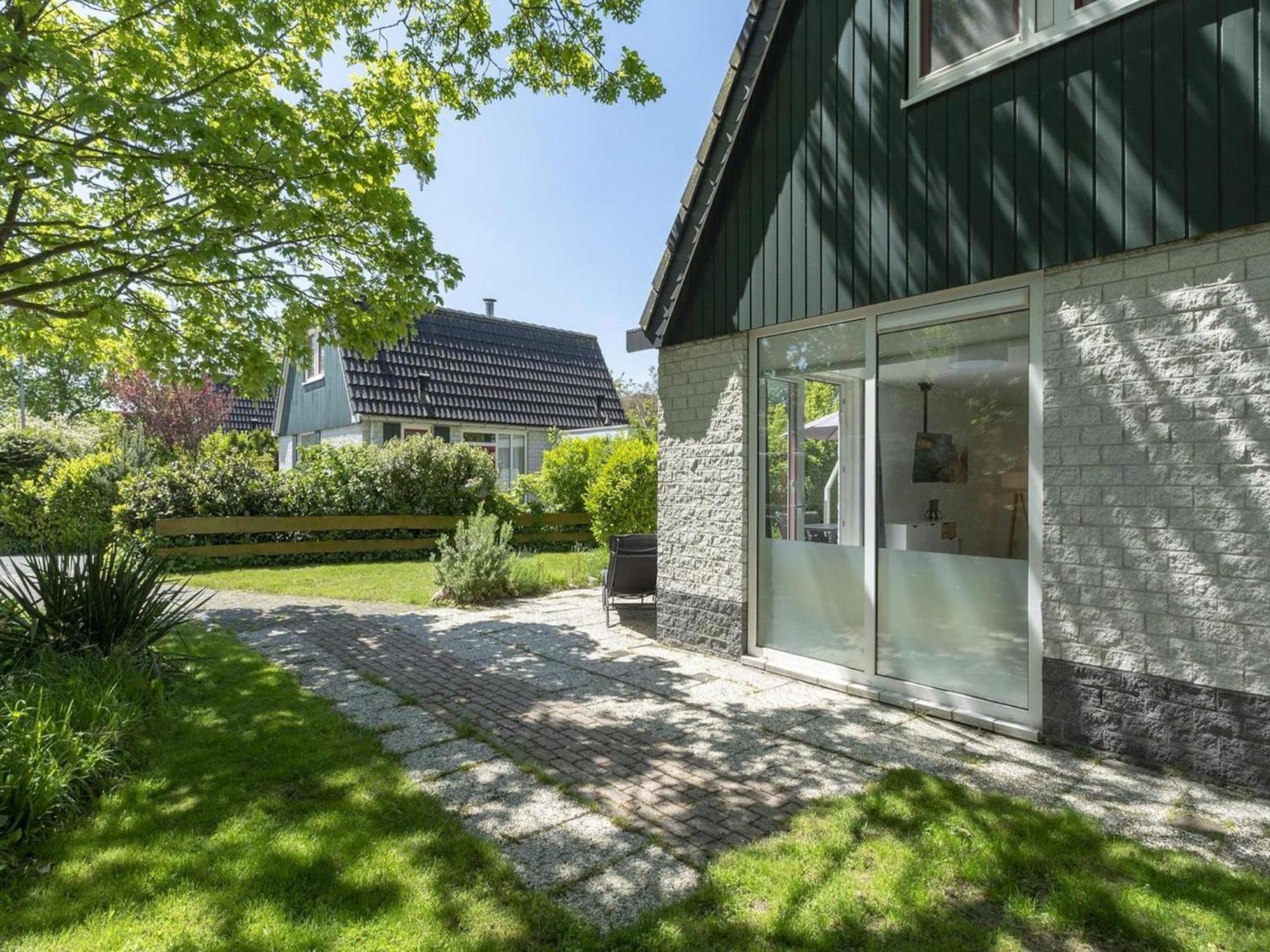 Holiday Home With Pool By The Sea Sint Maartensvlotbrug 外观 照片